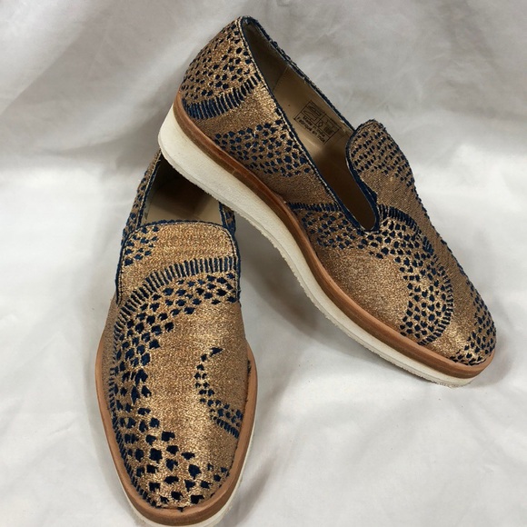 Free People Shoes - 💕 Free People Snake Eye Loafers